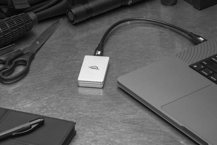 OWC Envoy USB 3.2 (10Gb/s) Bus-Powered Portable NVMe SSD - 2TB